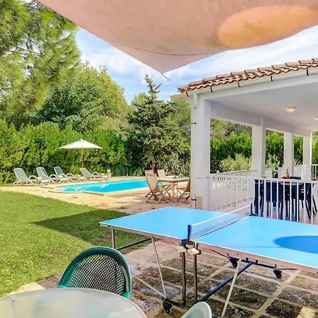 Alomar Villa